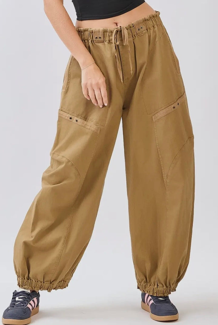 Twill Drop Pocket Pull-On
Parachute Pants