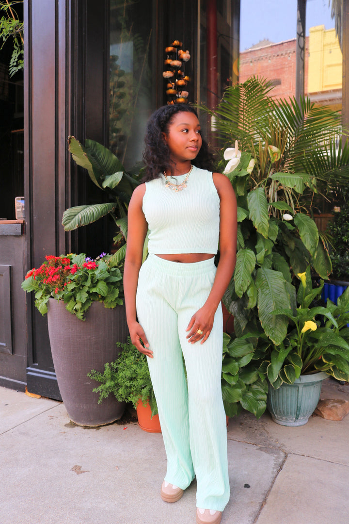 Crinkle Textured Cropped Top 2pc Loungewear Set