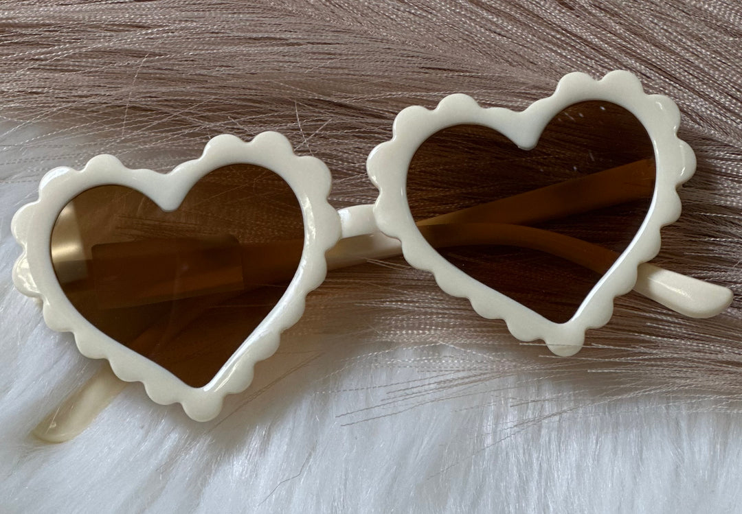 Kid’s Heart-Shaped Sunglasses
