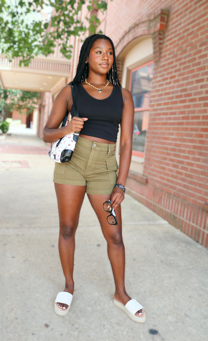 The Everyday Cargo Stretch Shorts