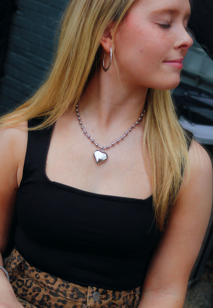18K Non-Tarnish Large Heart Chain Necklace